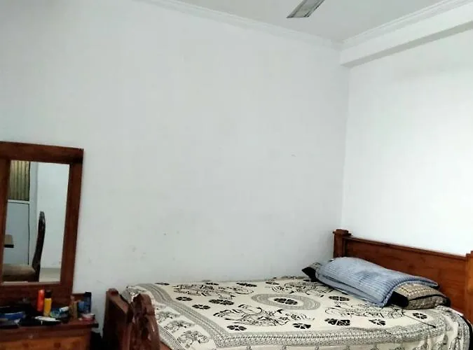 6 Bed 5 Bath Entire Luxury House In Negombo