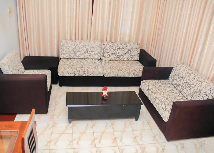 Yolanda Villa Negombo